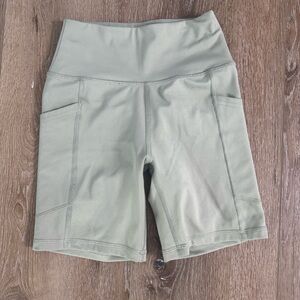 American Eagle The Everything Bike Short